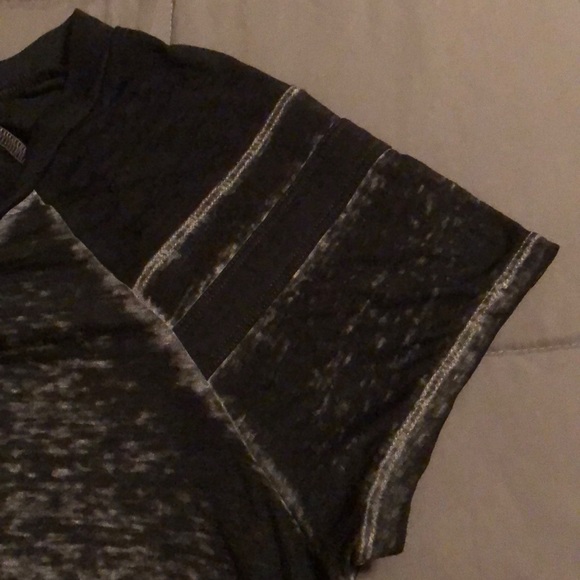 Torrid Light Thin Burnout T-Shirt - Picture 4 of 4